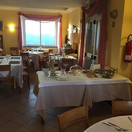 Hotel Montallegro